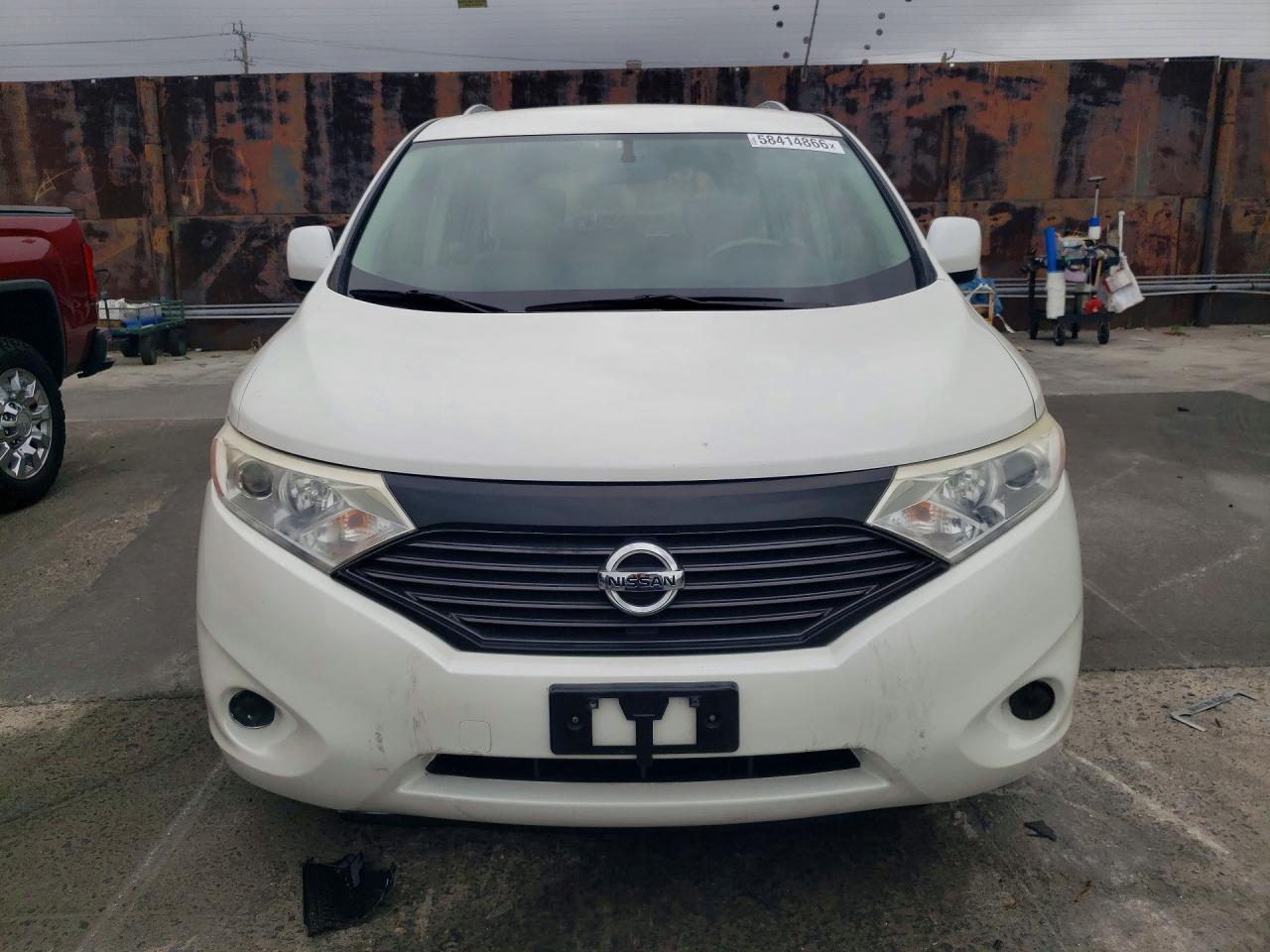 2014 Nissan Quest 3.5 S - Фото 5