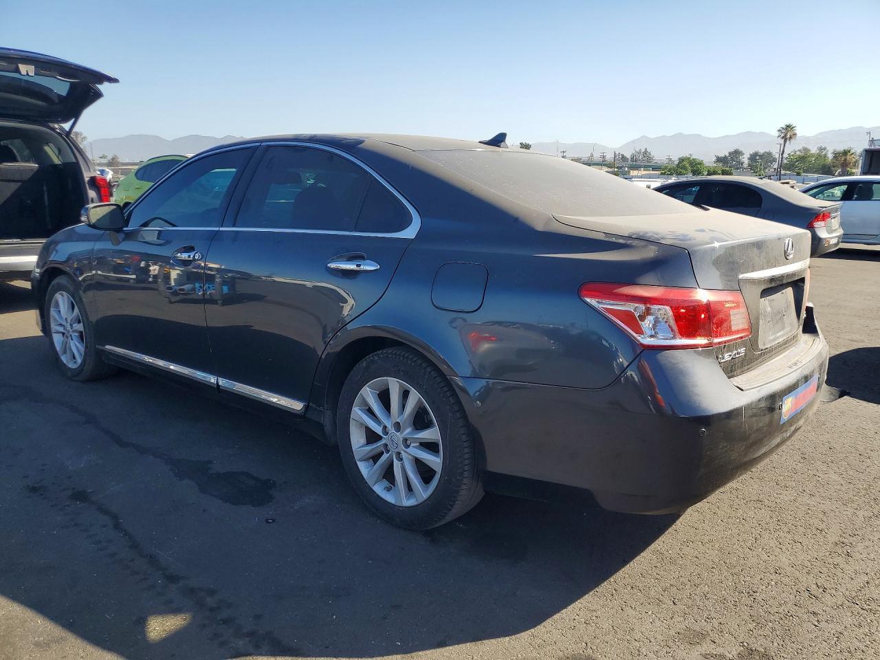 2010 Lexus Es 350 - Фото 2