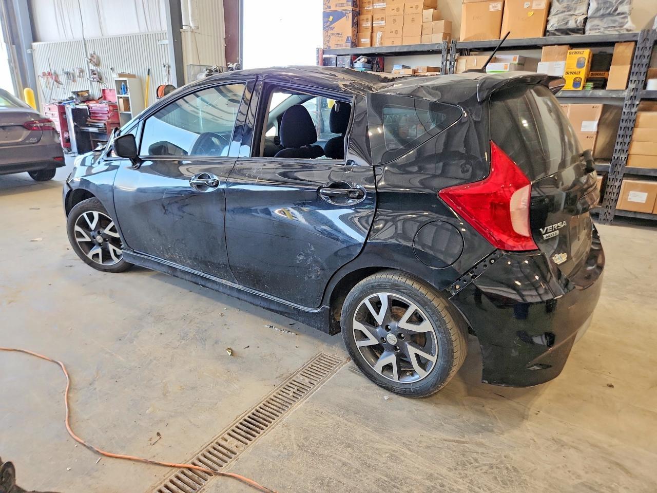 2015 Nissan Versa Note Sr - Image 2