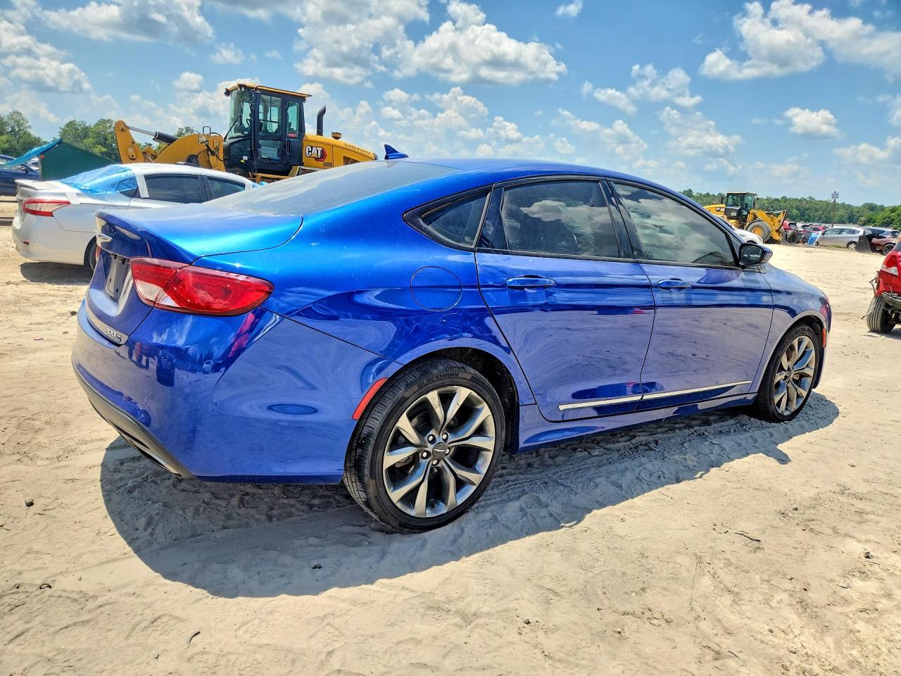 2015 Chrysler 200 S - Фото 3