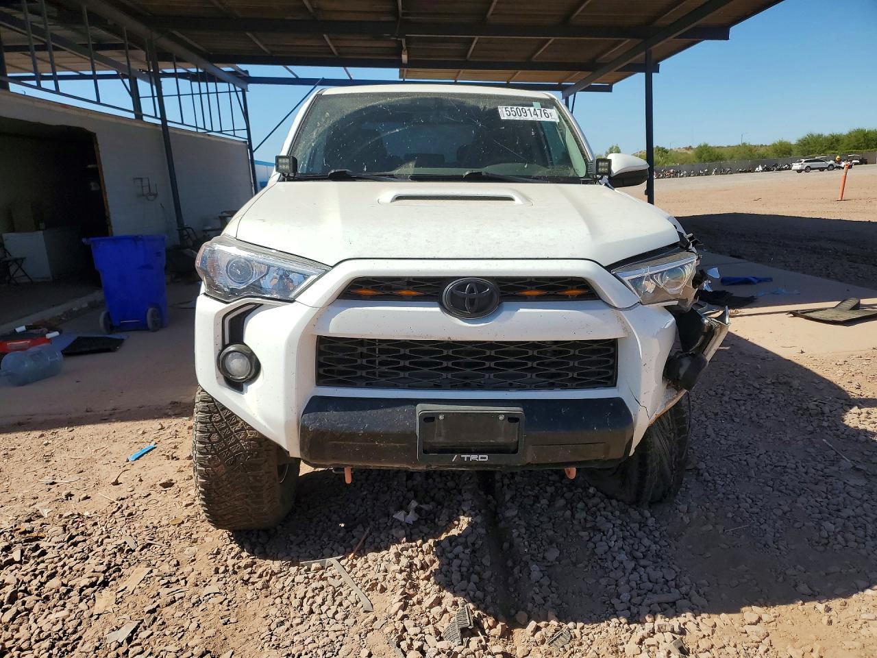 2017 Toyota 4Runner Trd Off-Road - Image 5