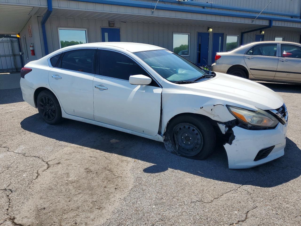 2018 Nissan Altima 2.5 S - Image 4