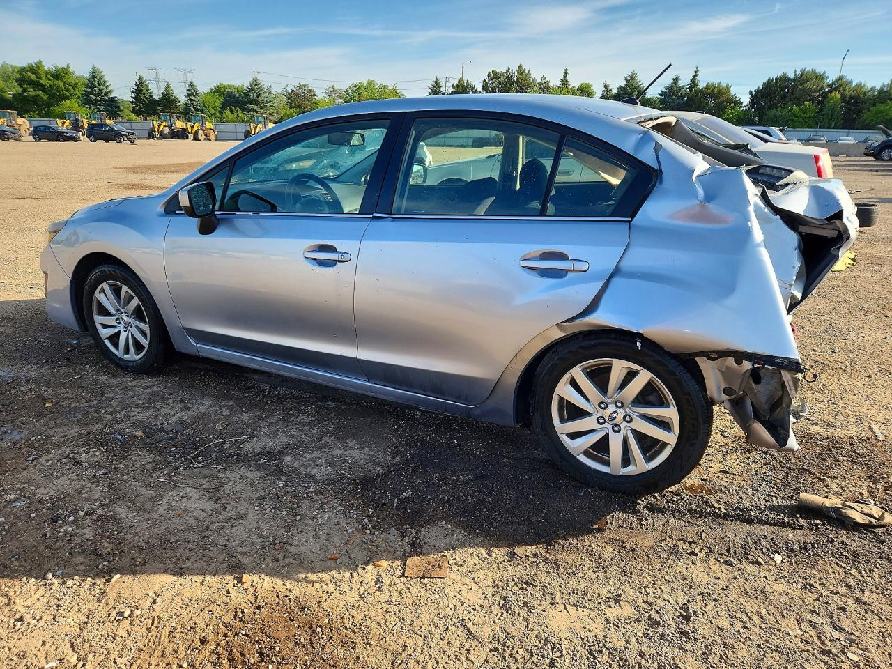 2016 Subaru Impreza Premium - Фото 2