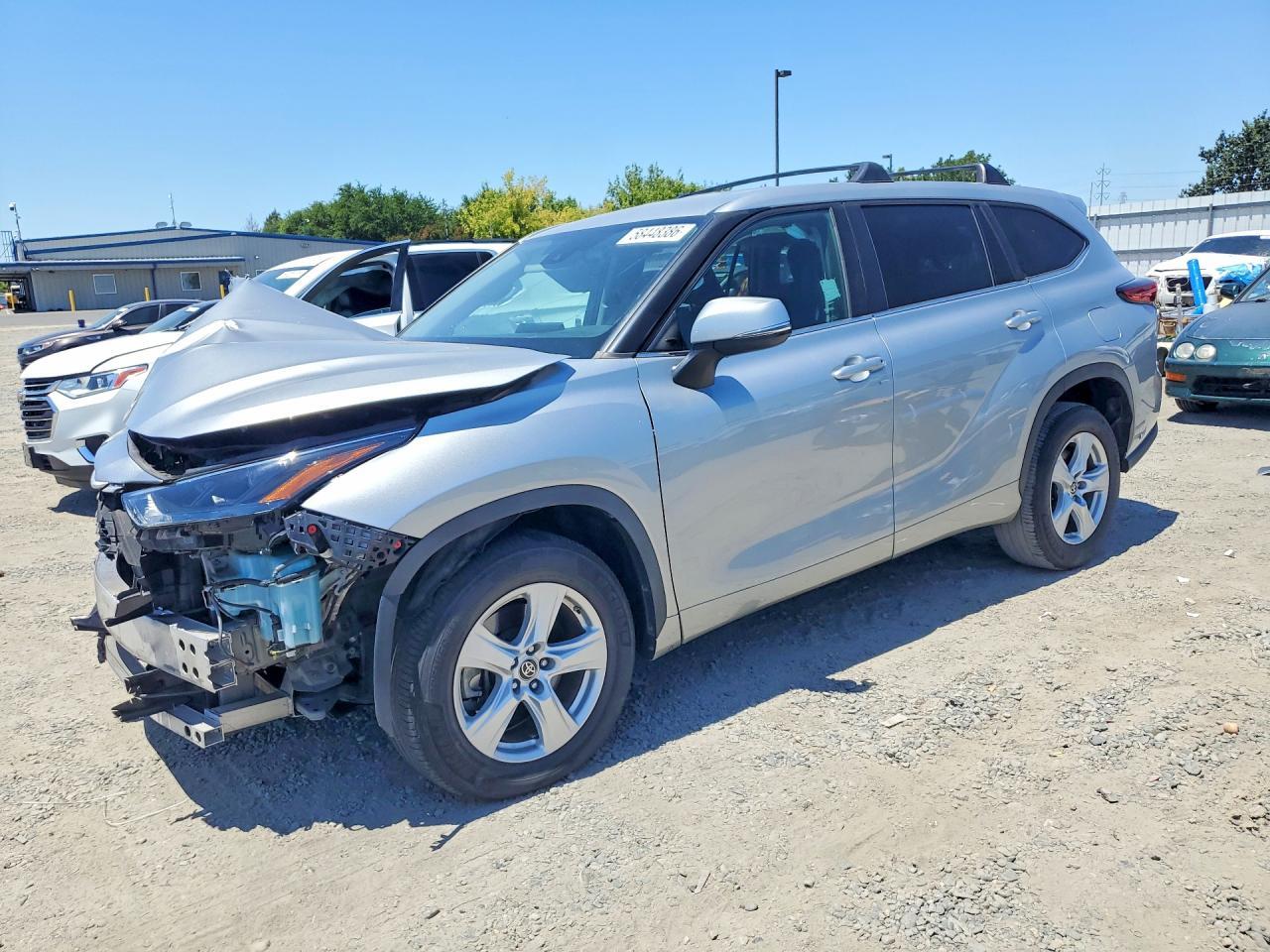 2023 Toyota Highlander Le