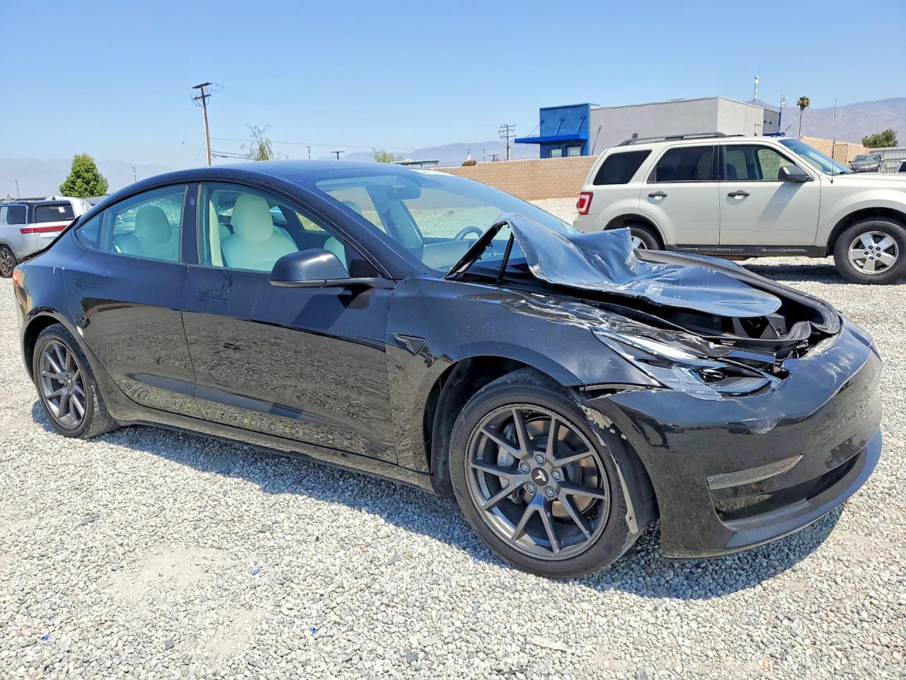 2022 Tesla Model 3 - Фото 4