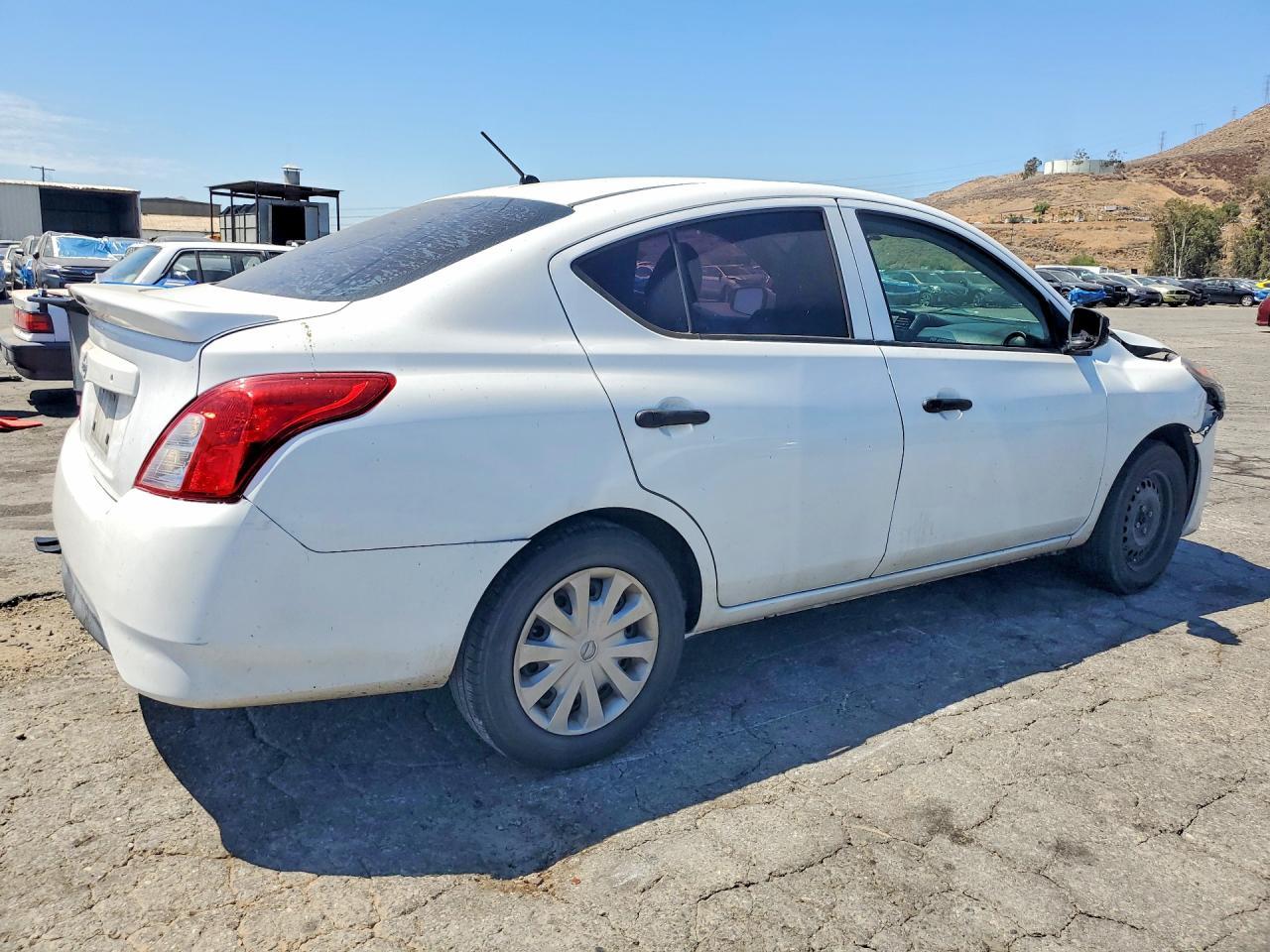 2019 Nissan Versa S Plus - Image 3