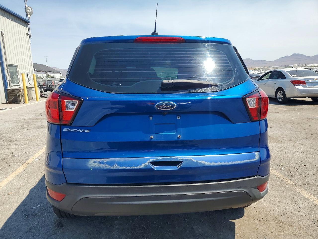 2019 Ford Escape S - Image 6