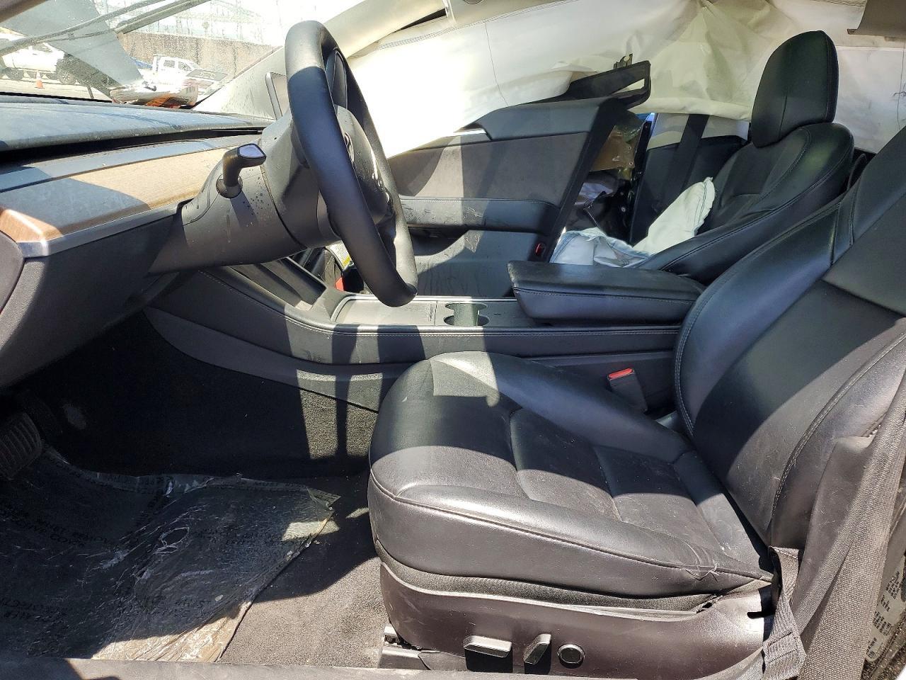 2022 Tesla Model 3 - Фото 7