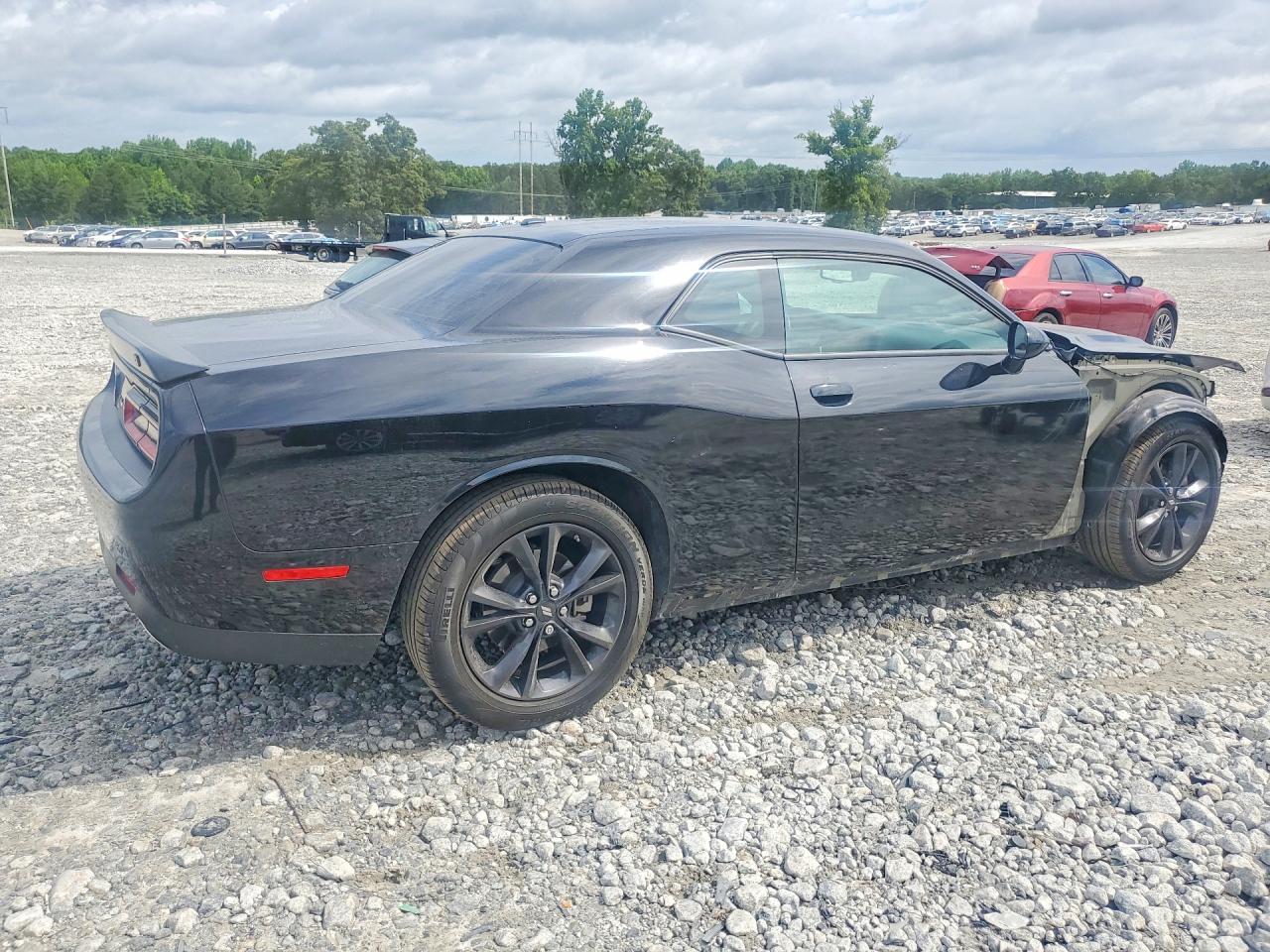 2023 Dodge Challenger Sxt - Фото 3