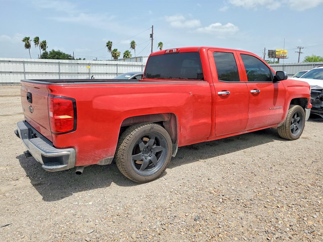 2015 Chevrolet Silverado C1500 - Image 3