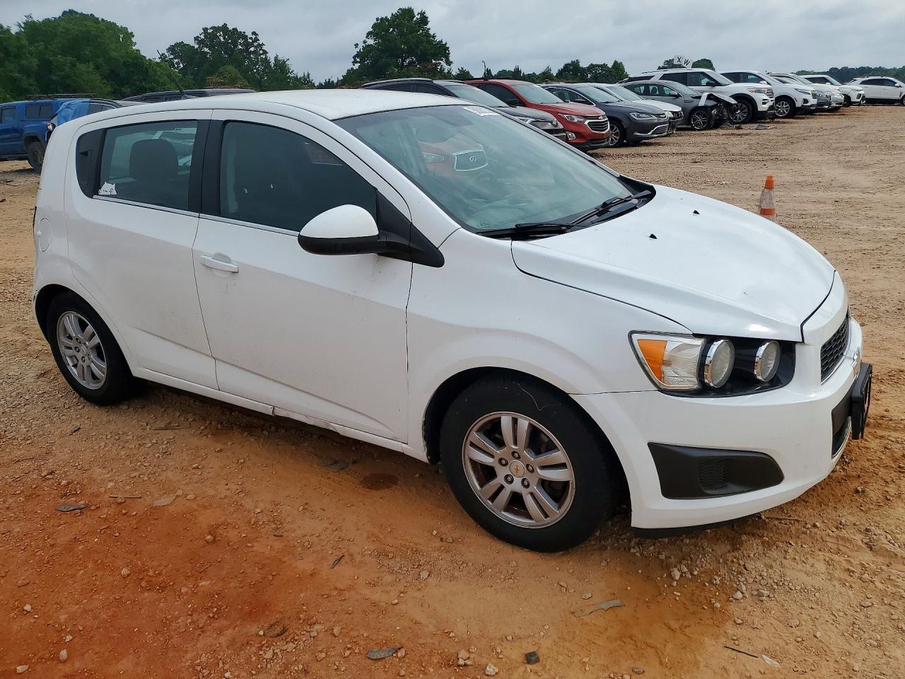 2012 Chevrolet Sonic Lt - Image 4