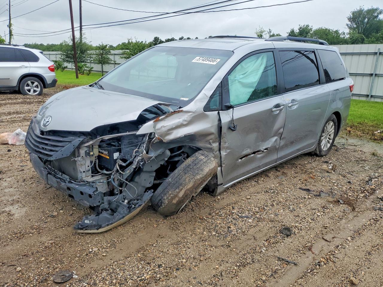2015 Toyota Sienna Xle 8-Passenger