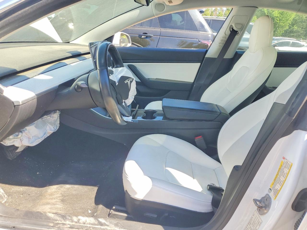 2019 Tesla Model 3 - Фото 7