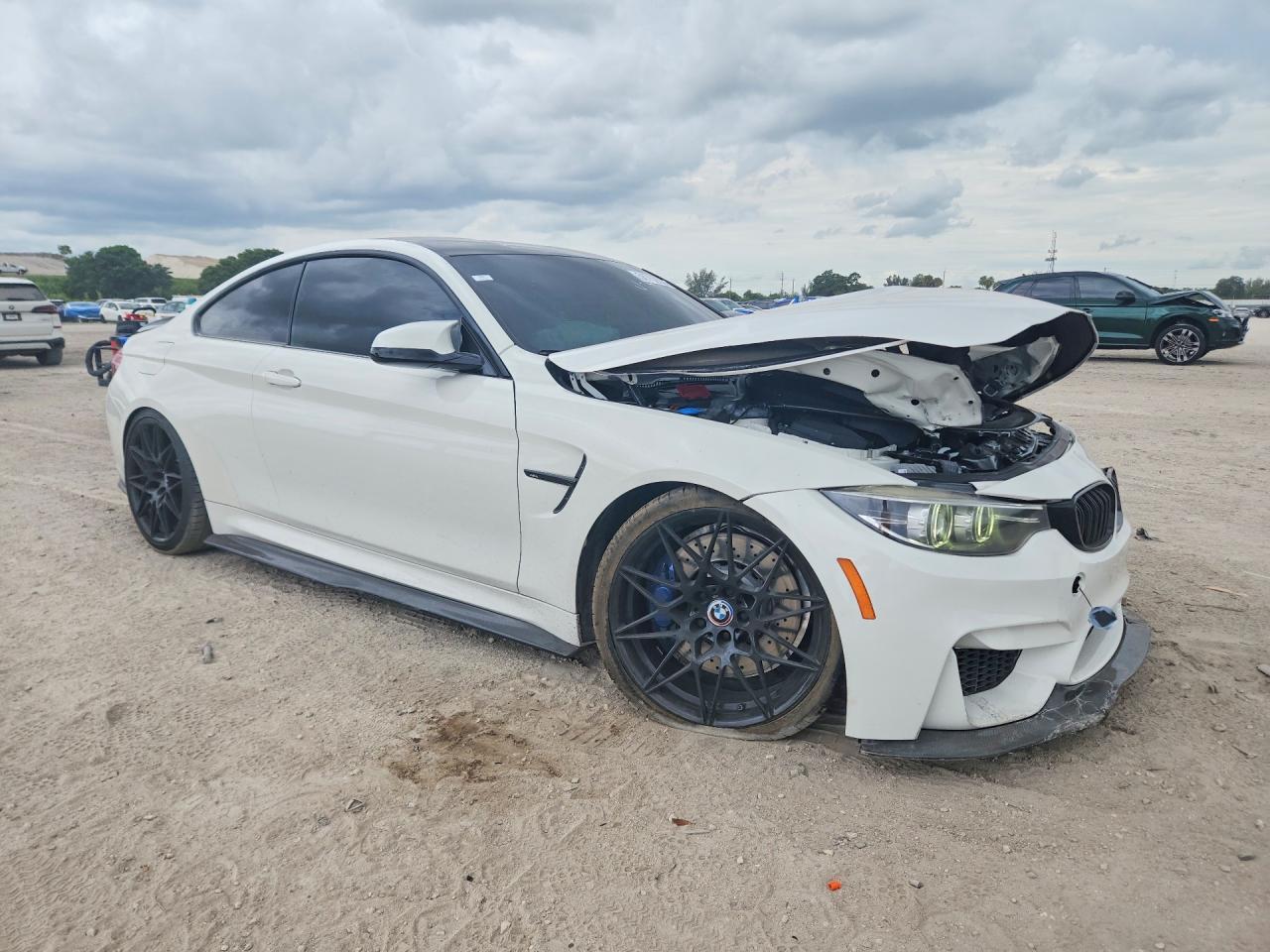 2018 BMW M4 - Фото 4