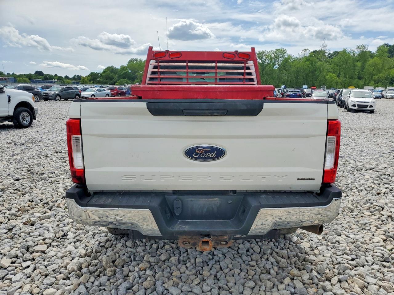 2017 Ford F250 Super Duty - Фото 6