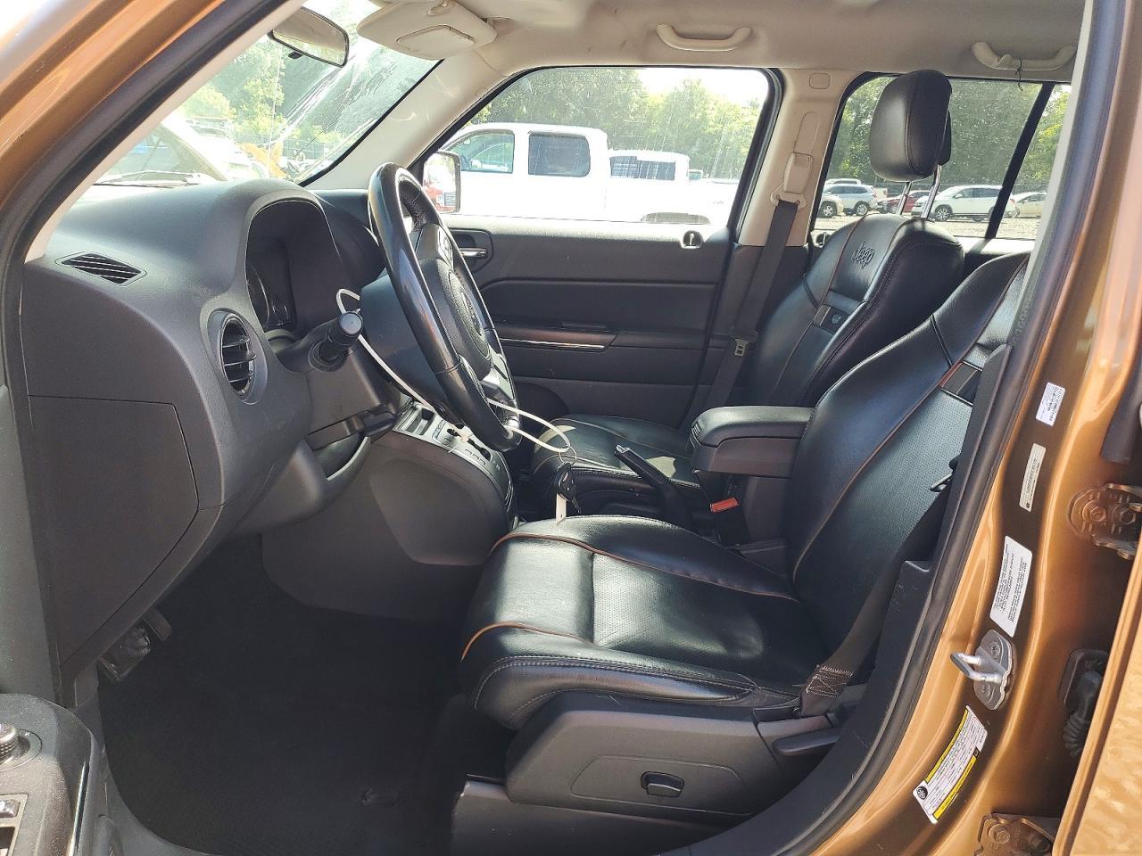 2011 Jeep Patriot Latitude - Фото 7