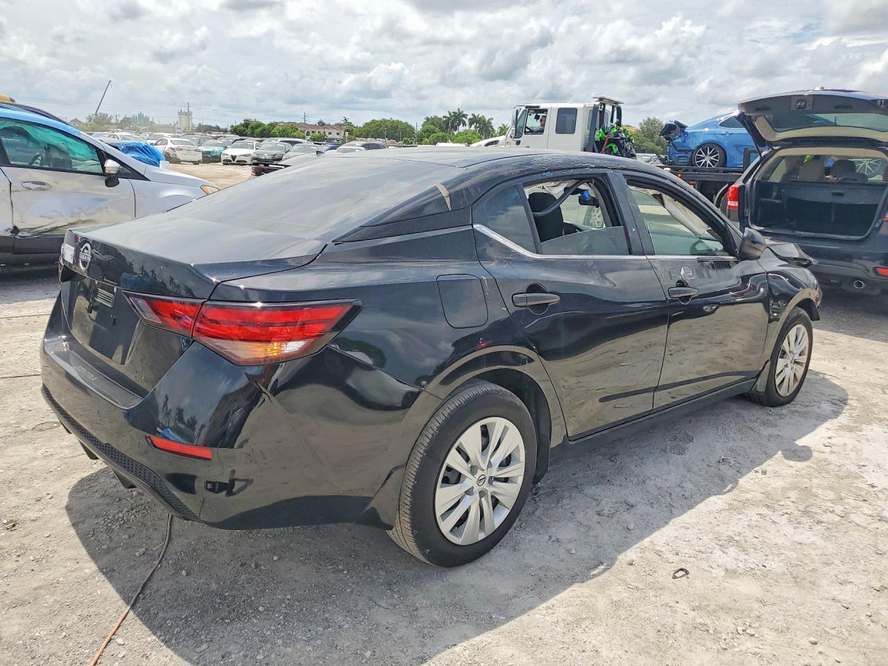 2024 Nissan Sentra S - Image 3