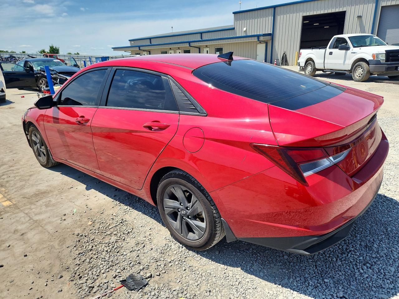 2023 Hyundai Elantra Sel - Фото 2