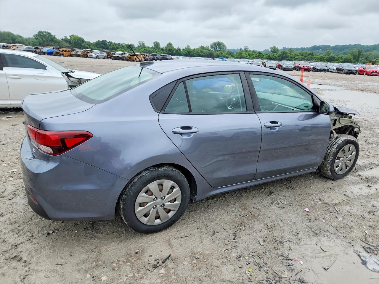 2020 Kia Rio S - Фото 3