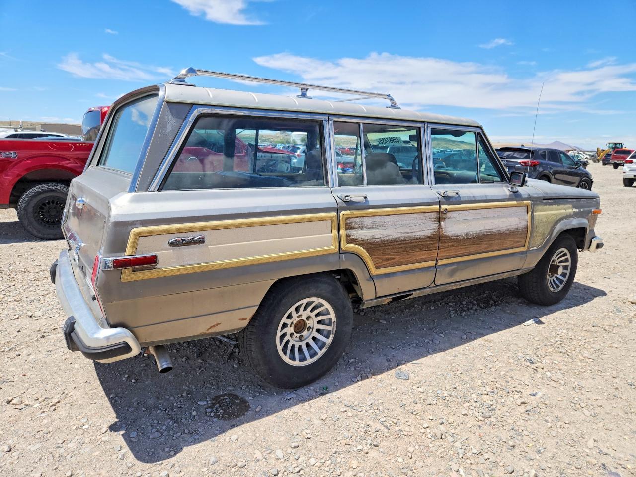 1987 Jeep Grand Wagoneer - Фото 3