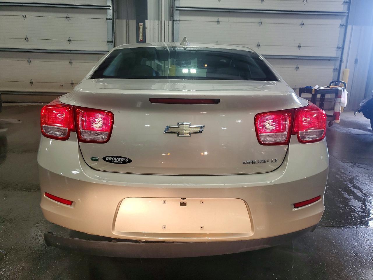 2015 Chevrolet Malibu 1Lt - Image 6