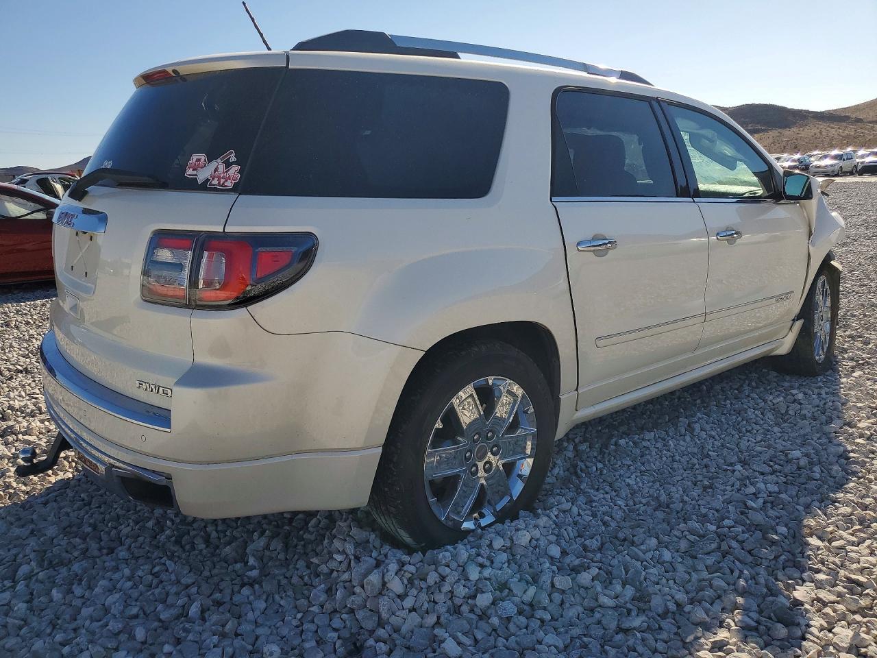 2015 GMC Acadia Denali - Фото 3