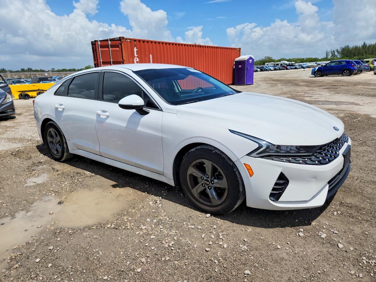 2021 Kia K5 - Фото 4
