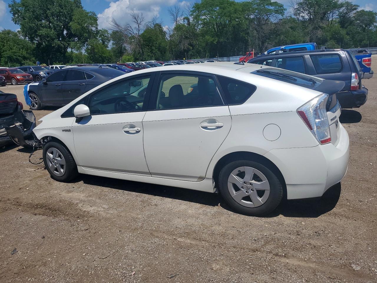 2011 Toyota Prius Two - Image 2