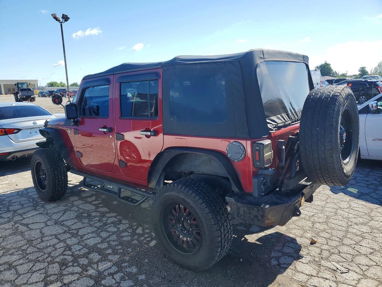 2013 Jeep Wrangler Unlimited Sport - Фото 2