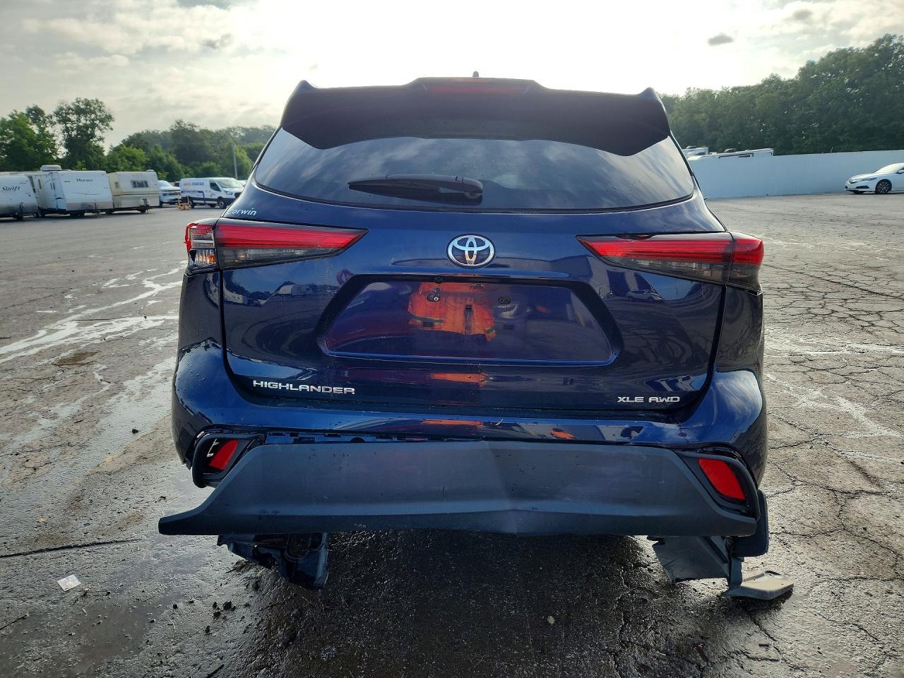 2022 Toyota Highlander Xle - Фото 6