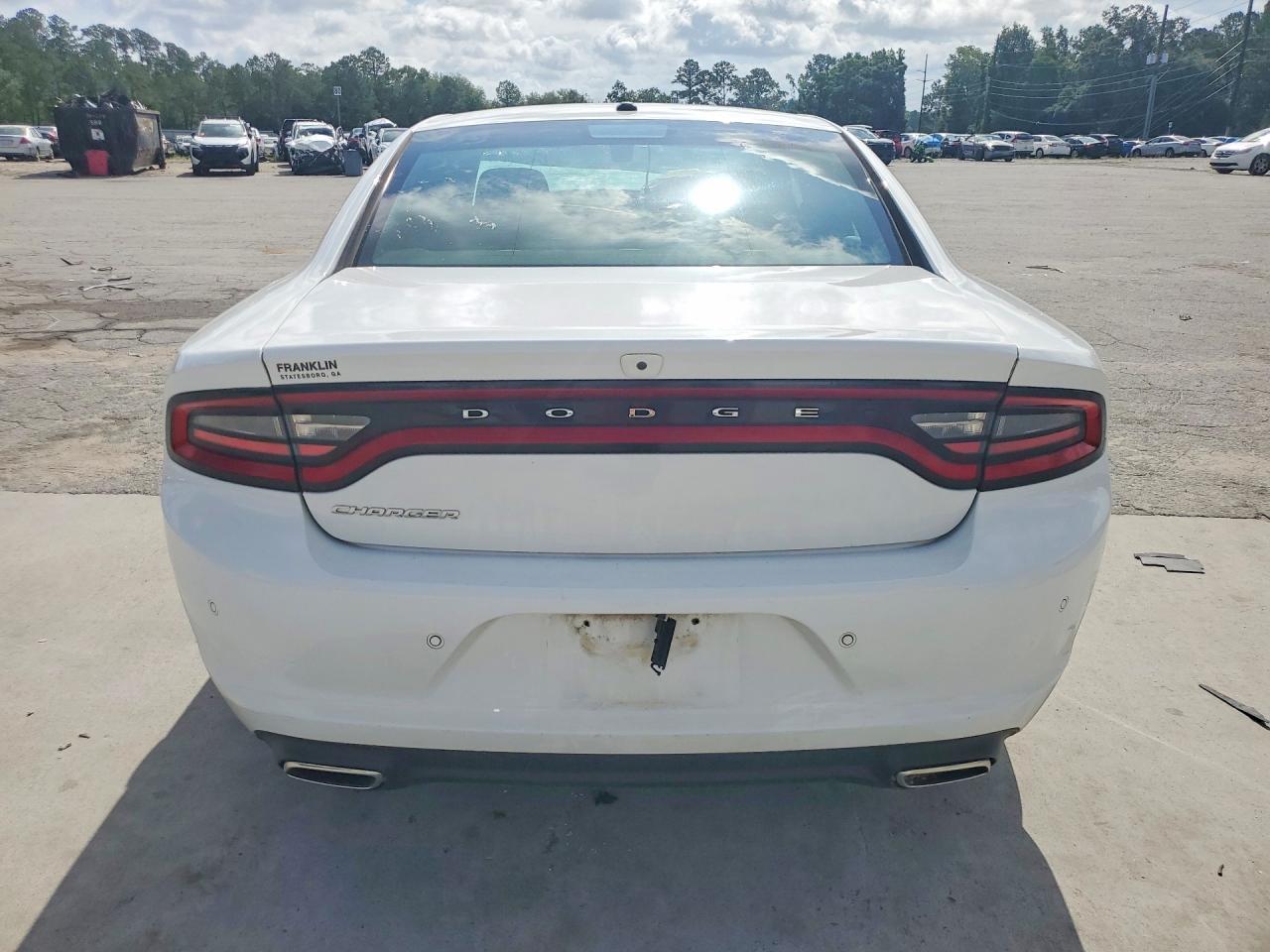 2022 Dodge Charger Sxt - Фото 6