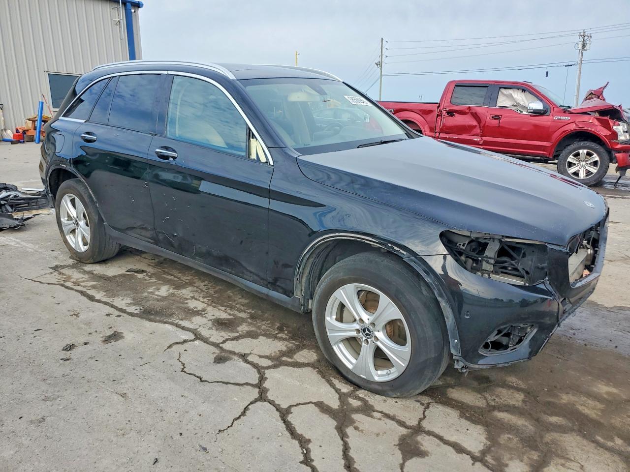2018 Mercedes-Benz Glc 300 - Image 4