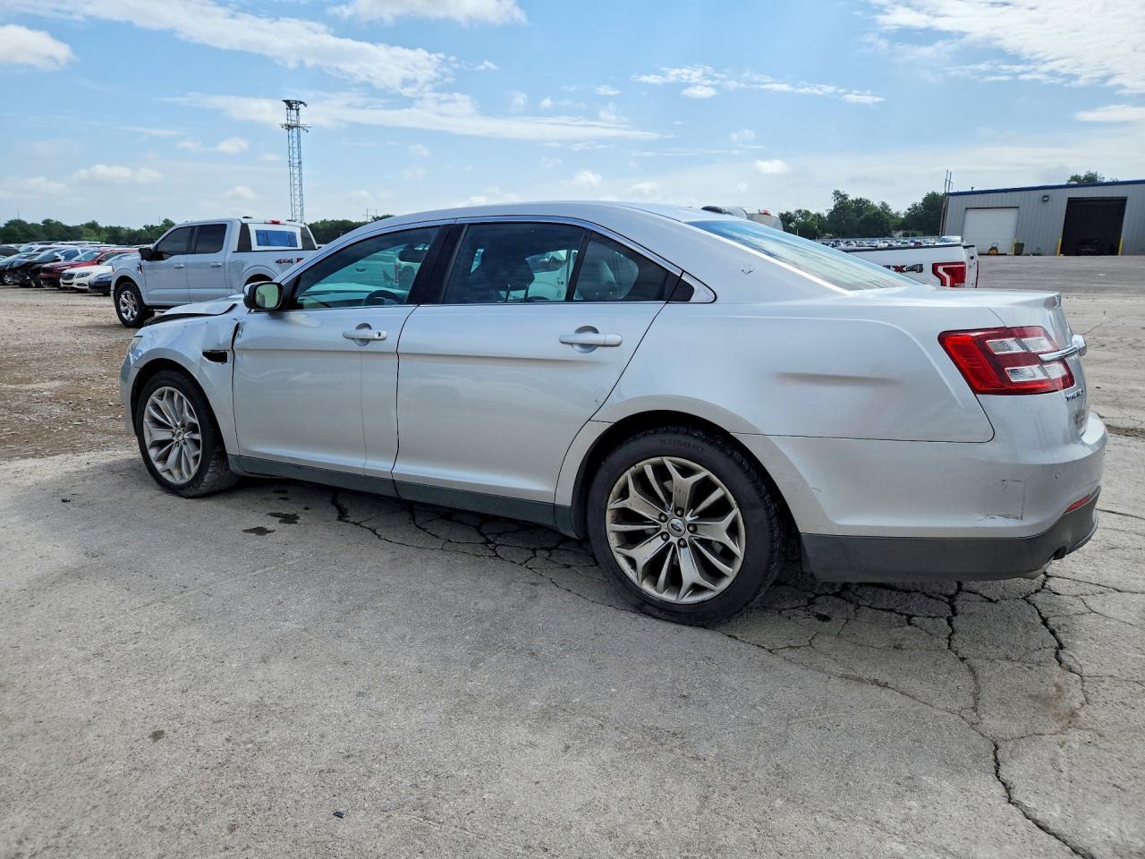 2013 Ford Taurus Limited - Фото 3