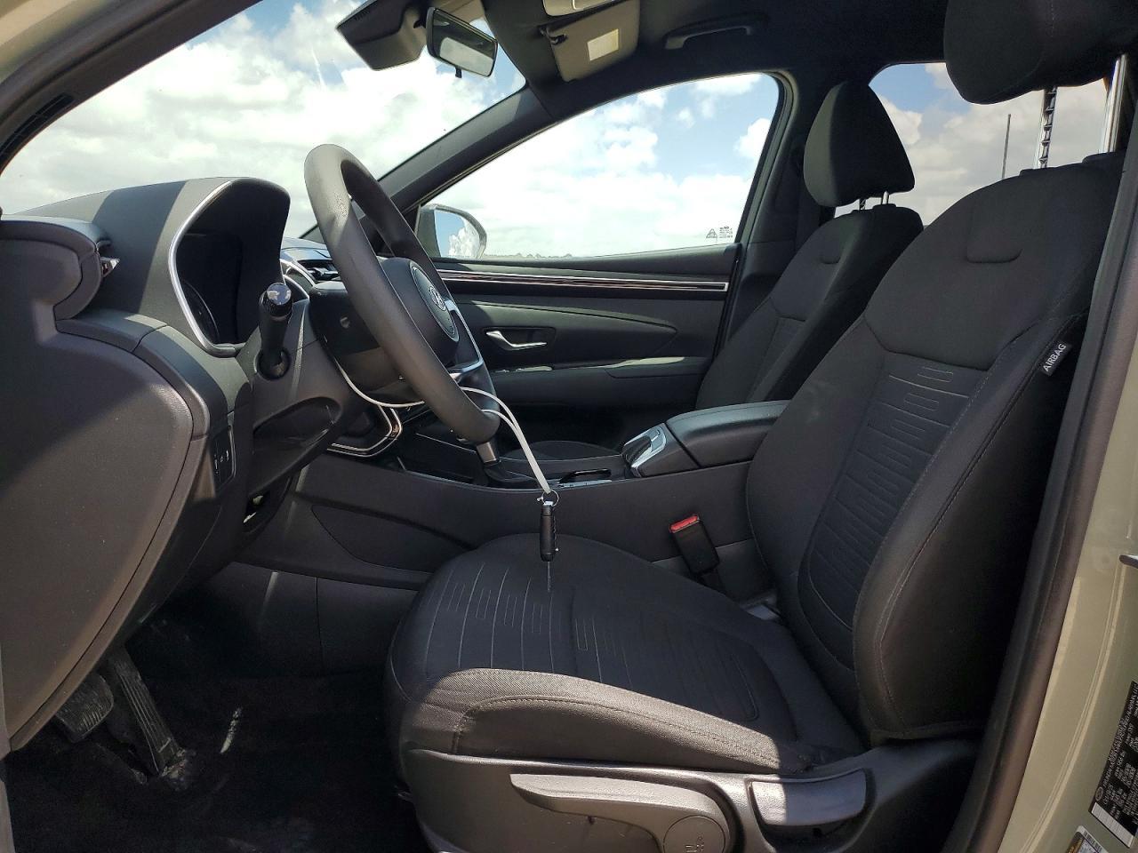 2024 Hyundai Santa Cruz Se - Image 7