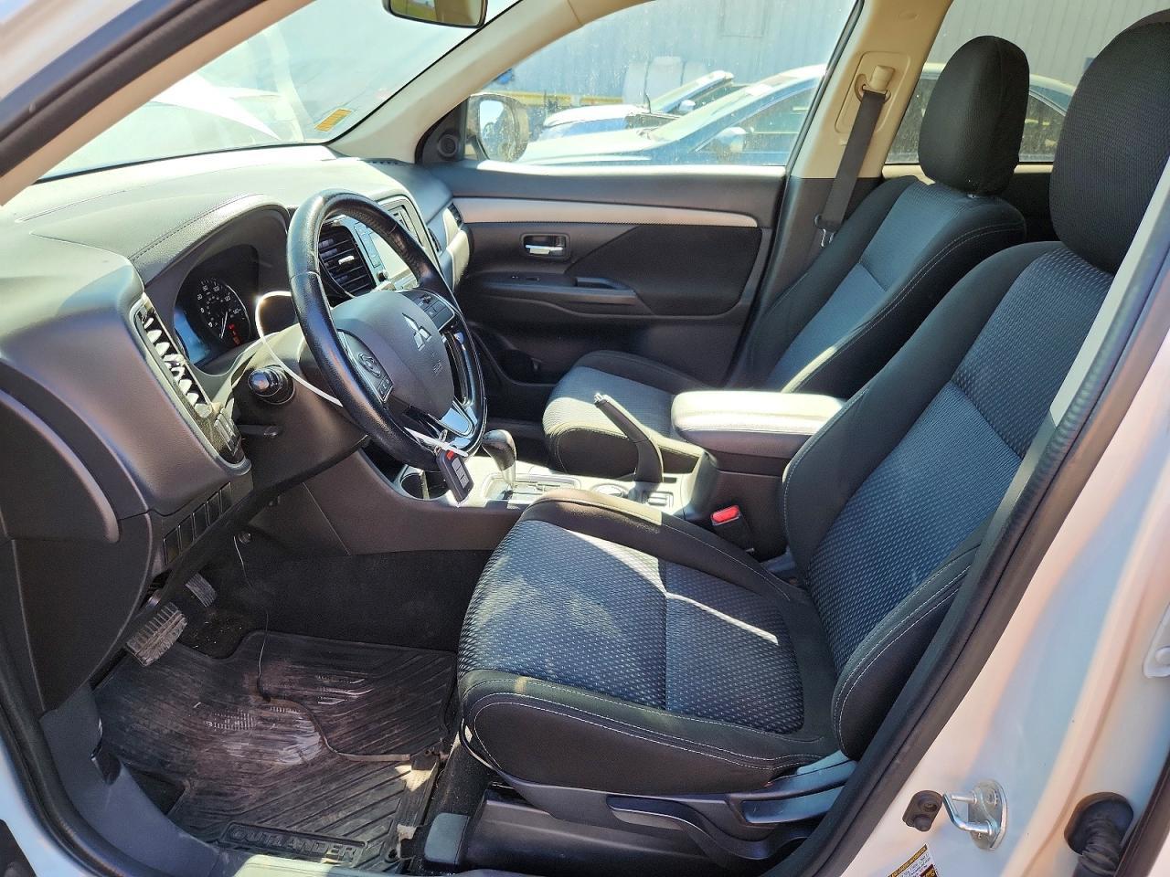 2016 Mitsubishi Outlander - Фото 7