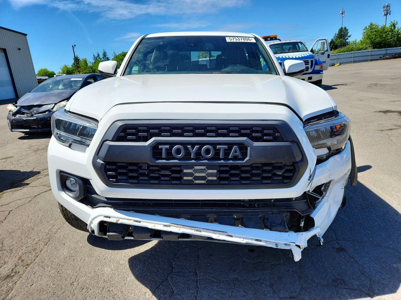 2022 Toyota Tacoma Trd Off-Road - Image 5