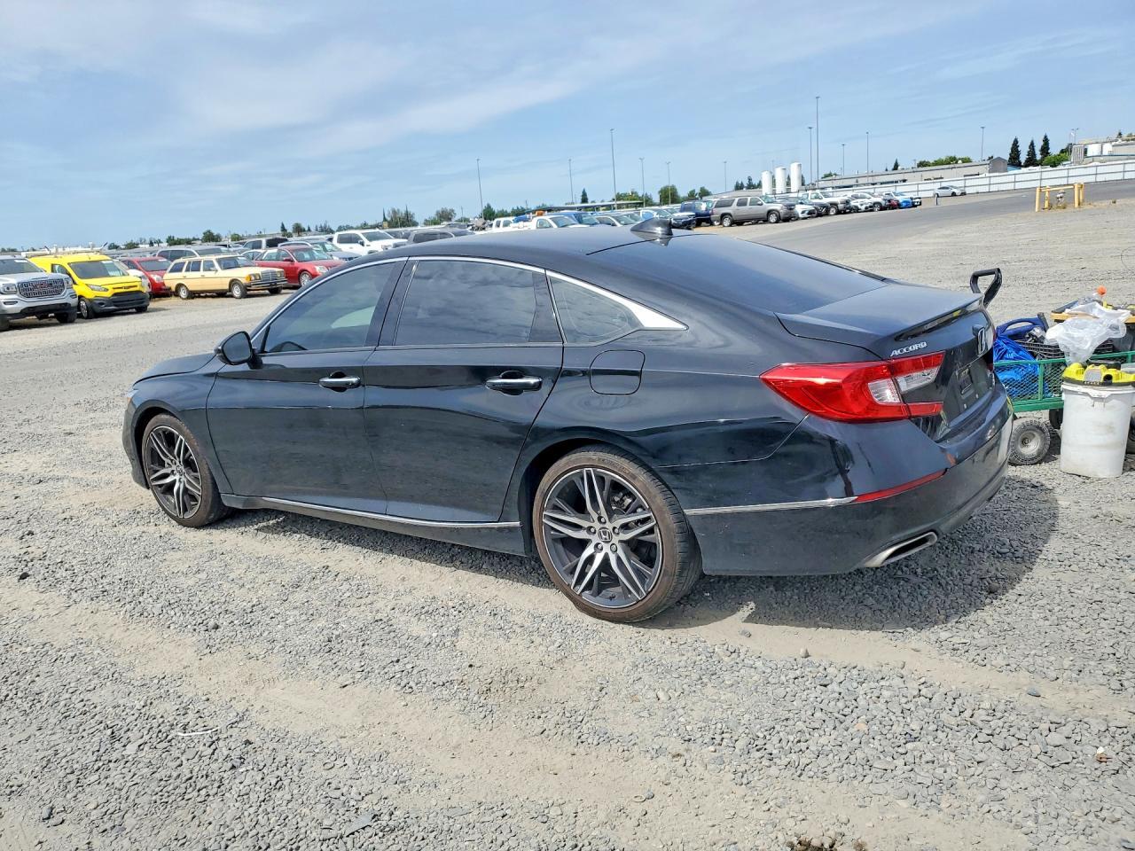 2021 Honda Accord Touring - Image 2