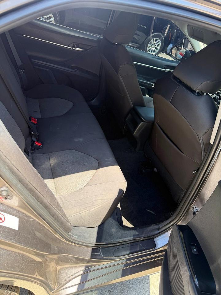 2019 Toyota Camry Le - Фото 6
