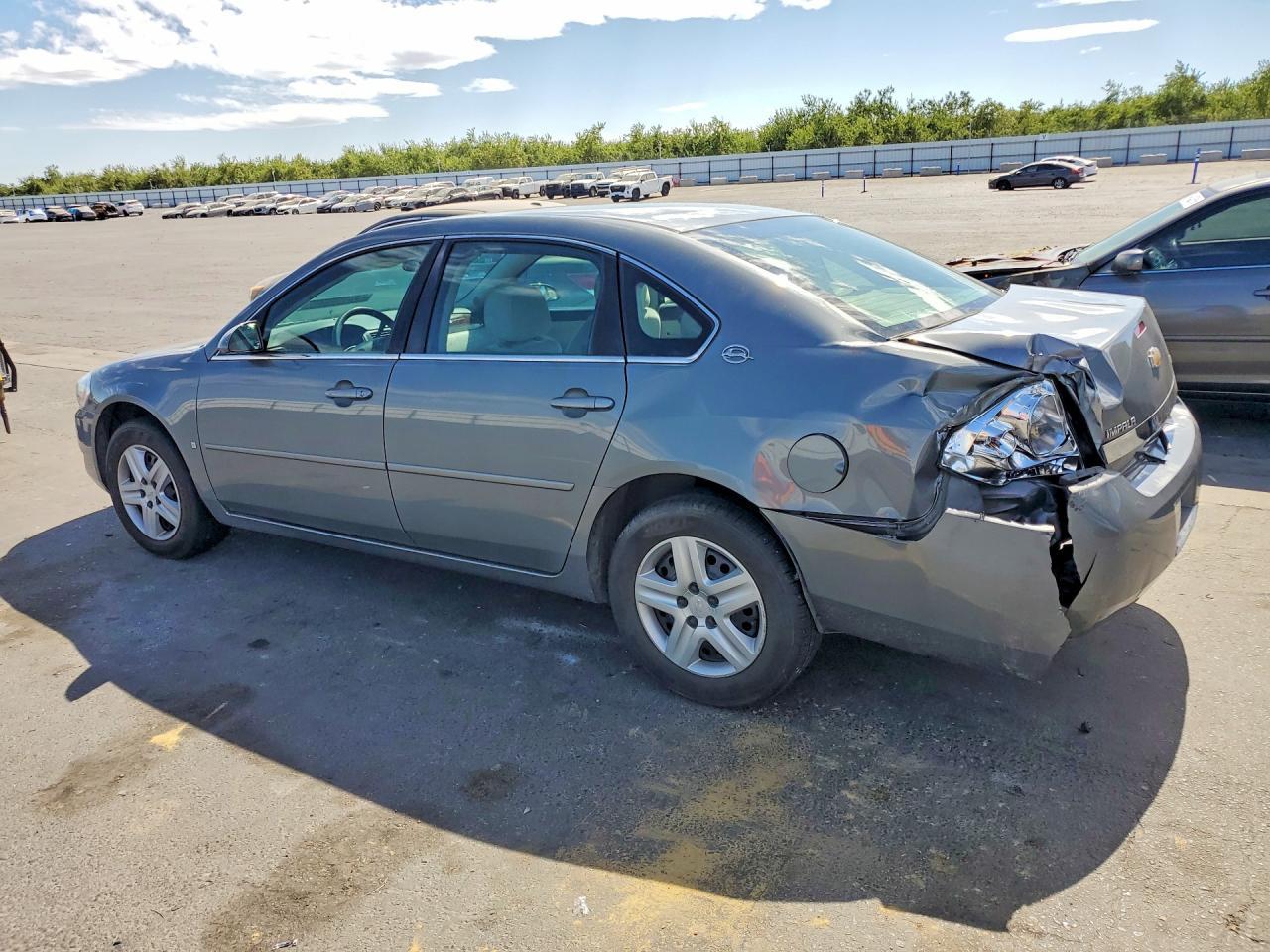 2008 Chevrolet Impala Ls - Image 2