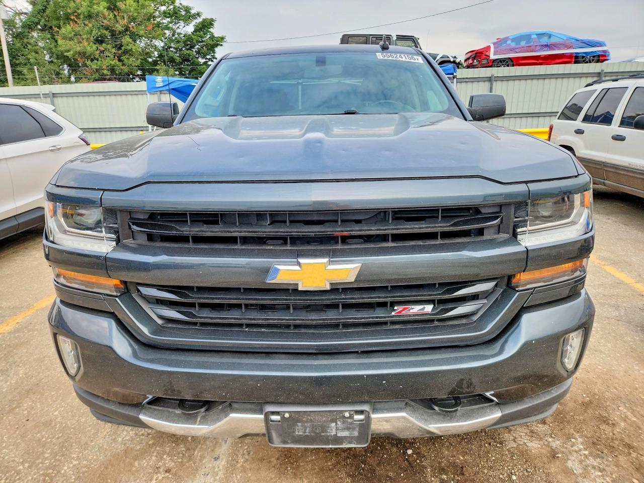 2017 Chevrolet Silverado - Image 5
