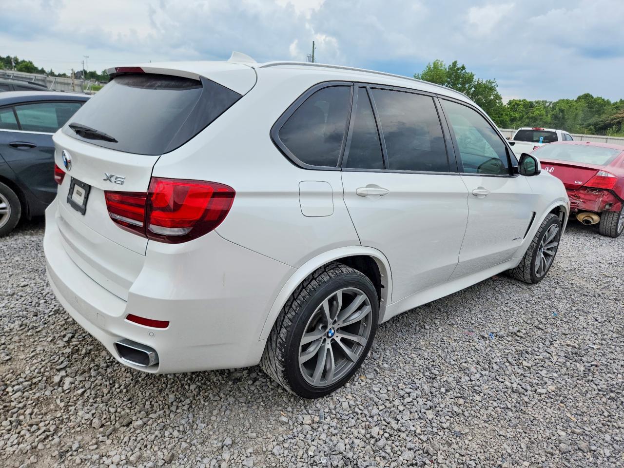 2016 BMW X5 Xdr40E - Image 3