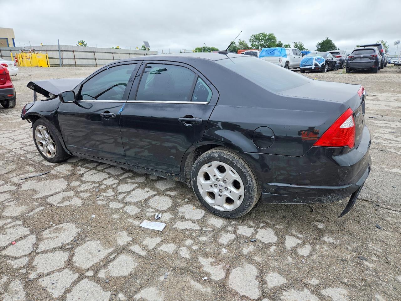 2011 Ford Fusion Se - Image 2