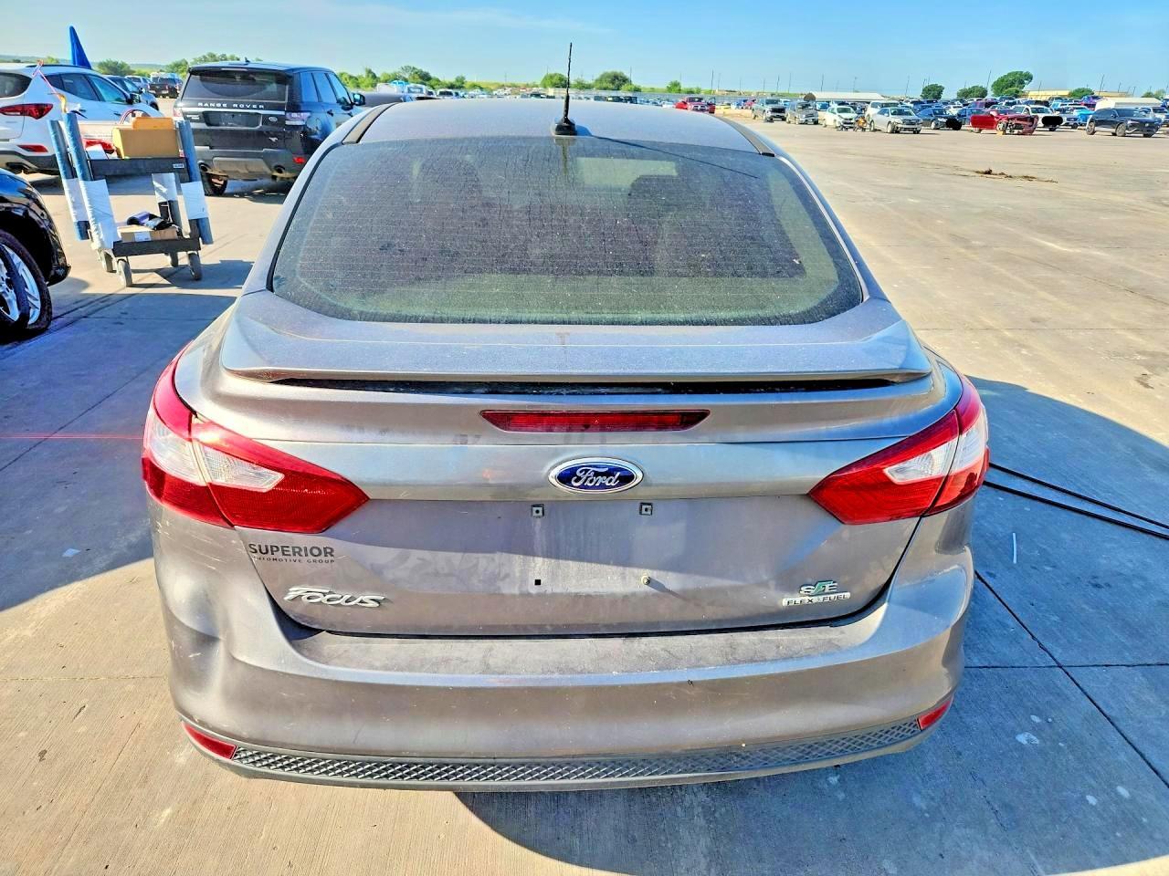2014 Ford Focus Se - Image 6