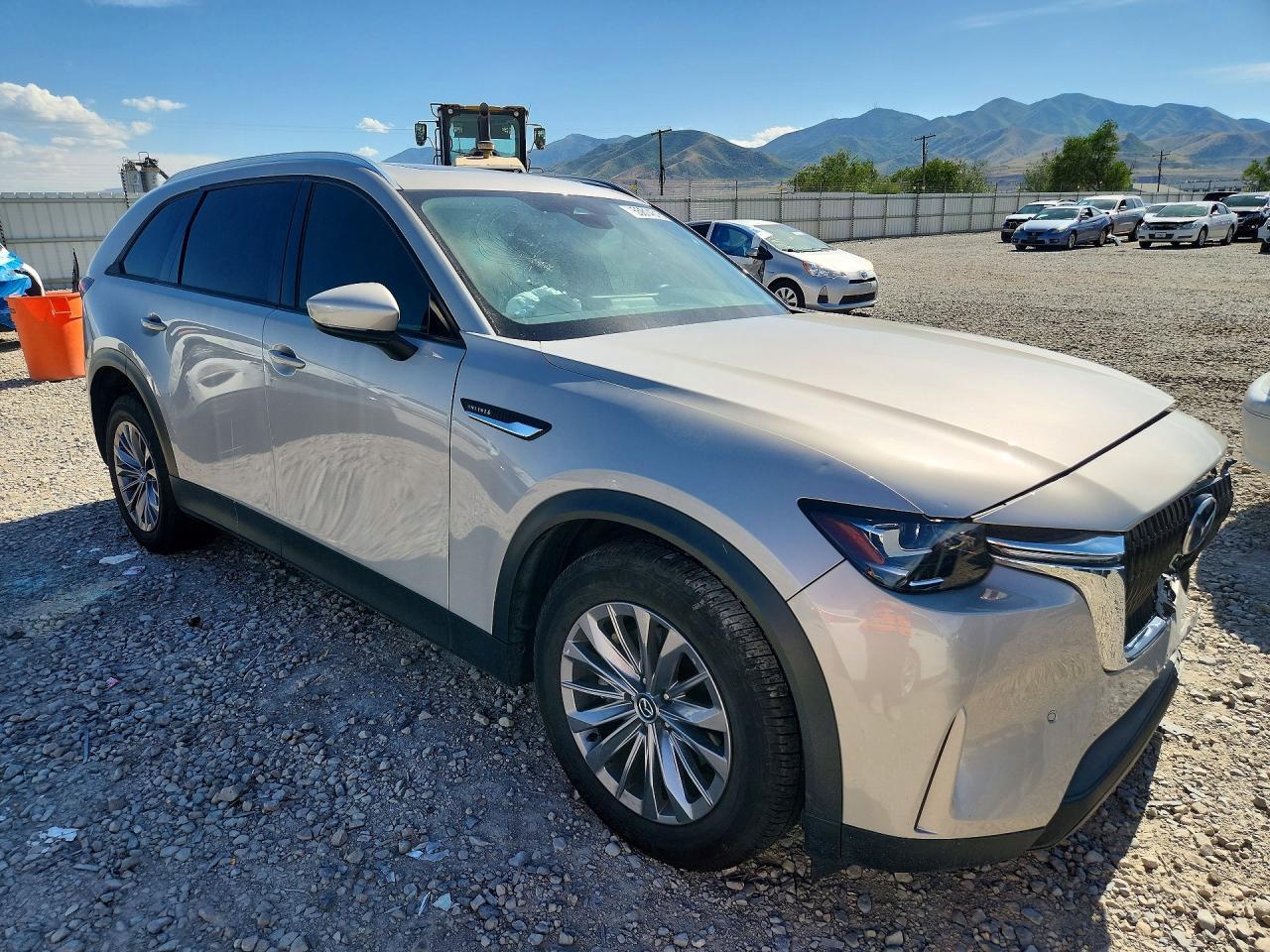 2025 Mazda Cx-90 Preferred - Image 4