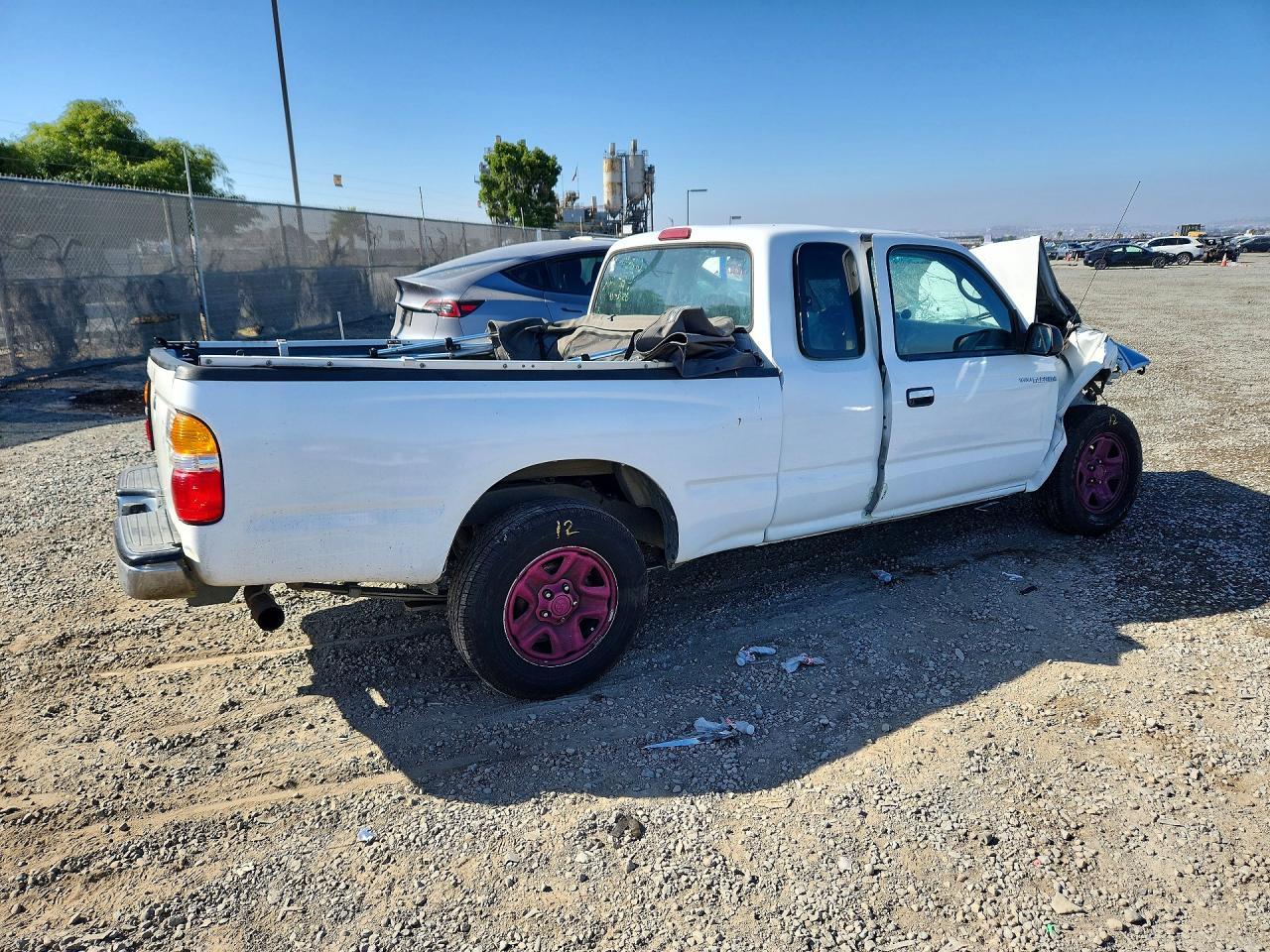 2002 Toyota Tacoma Xtracab - Image 3