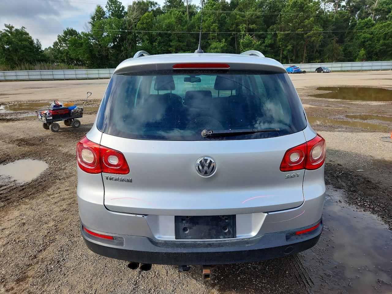 2011 Volkswagen Tiguan S - Фото 6