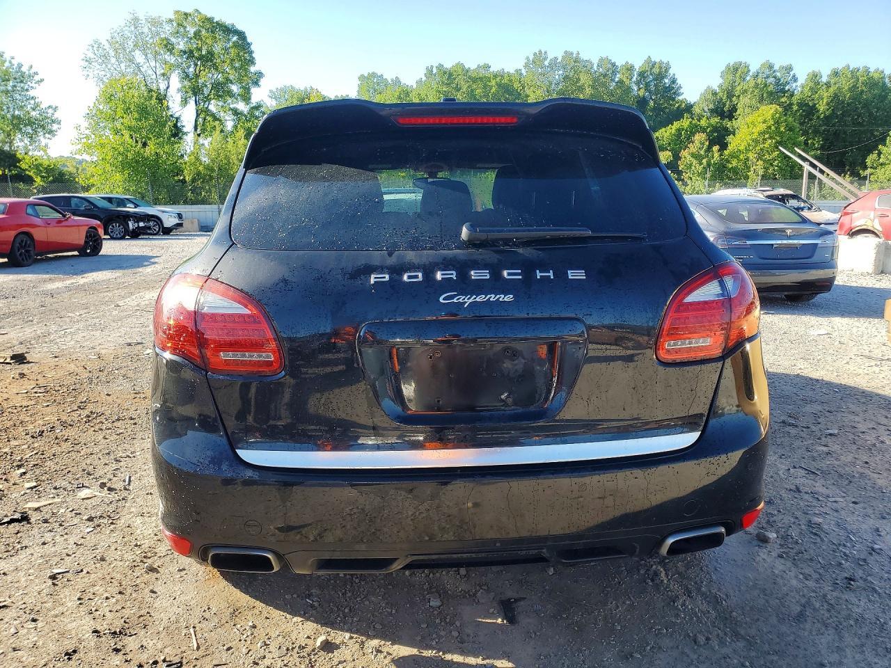 2013 Porsche Cayenne - Image 6