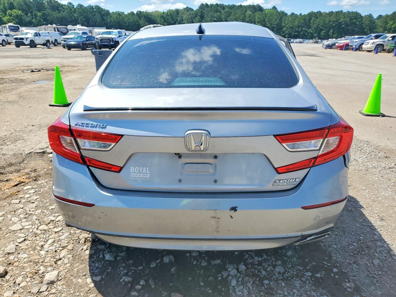 2021 Honda Accord Sport Se - Image 6