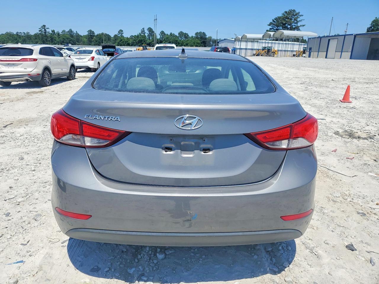 2014 Hyundai Elantra Se - Фото 6