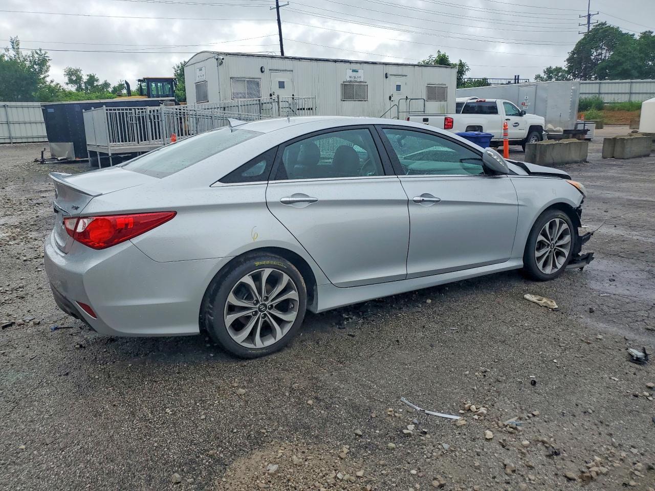 2014 Hyundai Sonata Se 2.0T - Фото 3